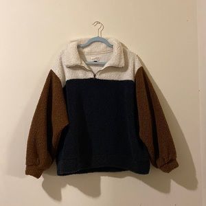 Half zip plushy pullover sweatshirt by Universal Threads